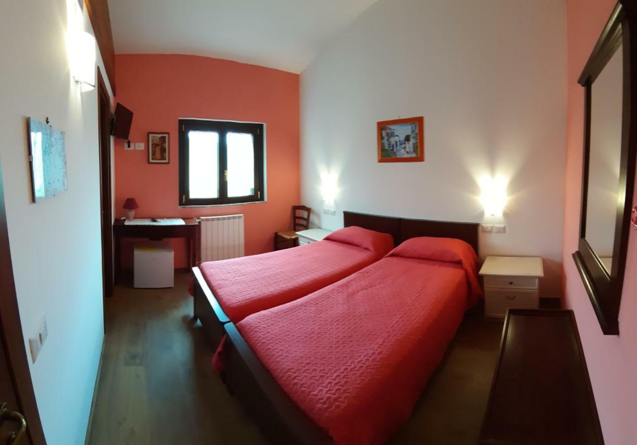 Locanda al Giglio d'Oro Ruvo del Monte Esterno foto