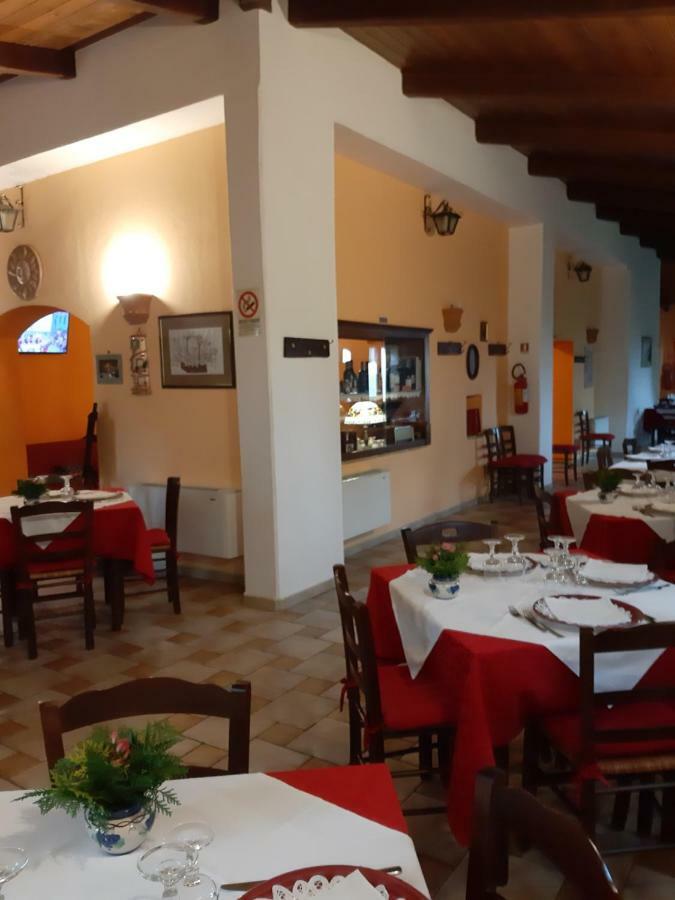 Locanda al Giglio d'Oro Ruvo del Monte Esterno foto