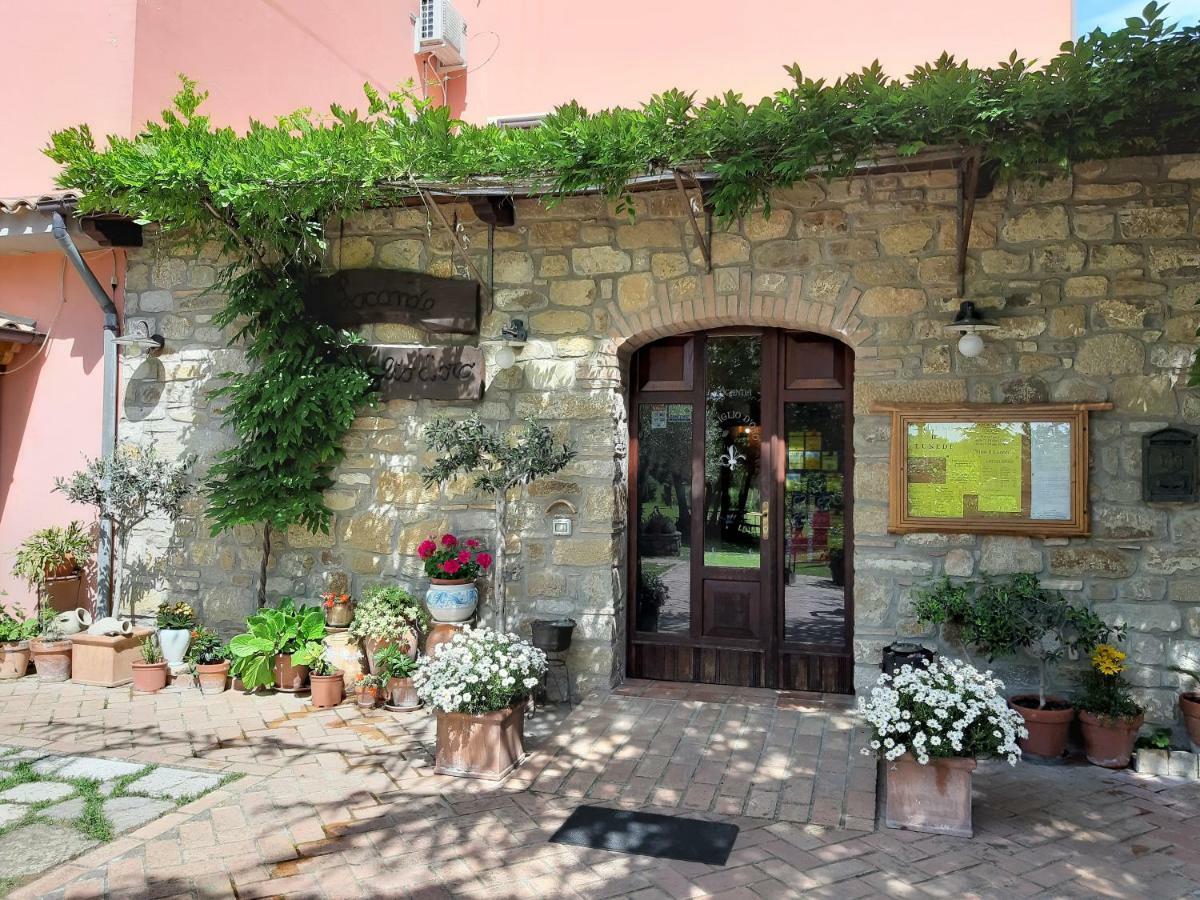 Locanda al Giglio d'Oro Ruvo del Monte Esterno foto